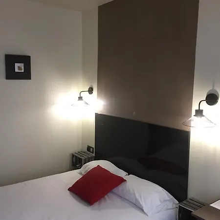 Otel Des Ambassadeurs 2*