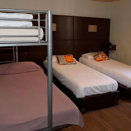 Des Ambassadeurs Otel